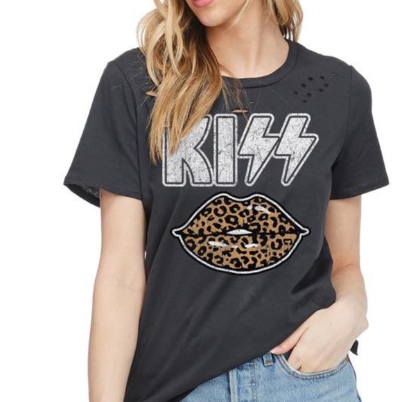Bellanblue Tops - KISS Lips graphic tee - BLACK